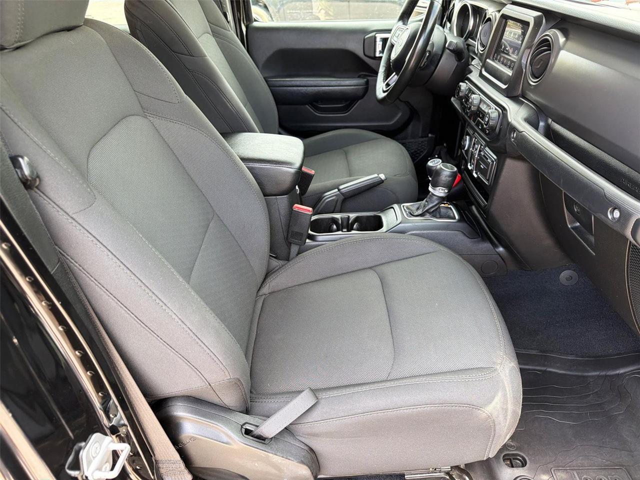 2023 Jeep Gladiator Willys Hagerstown MD