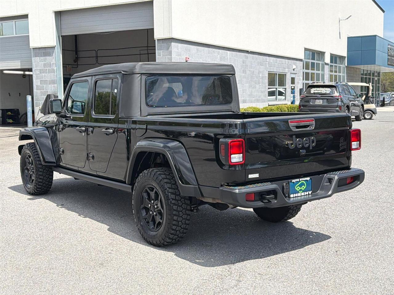 2023 Jeep Gladiator Willys Hagerstown MD