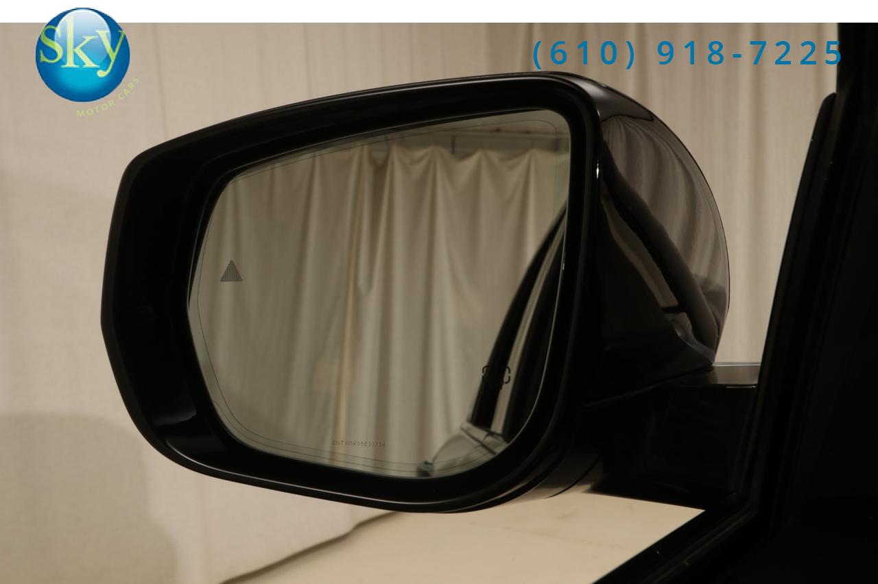 2023 Jeep Grand Cherokee 4WD Overland West Chester PA