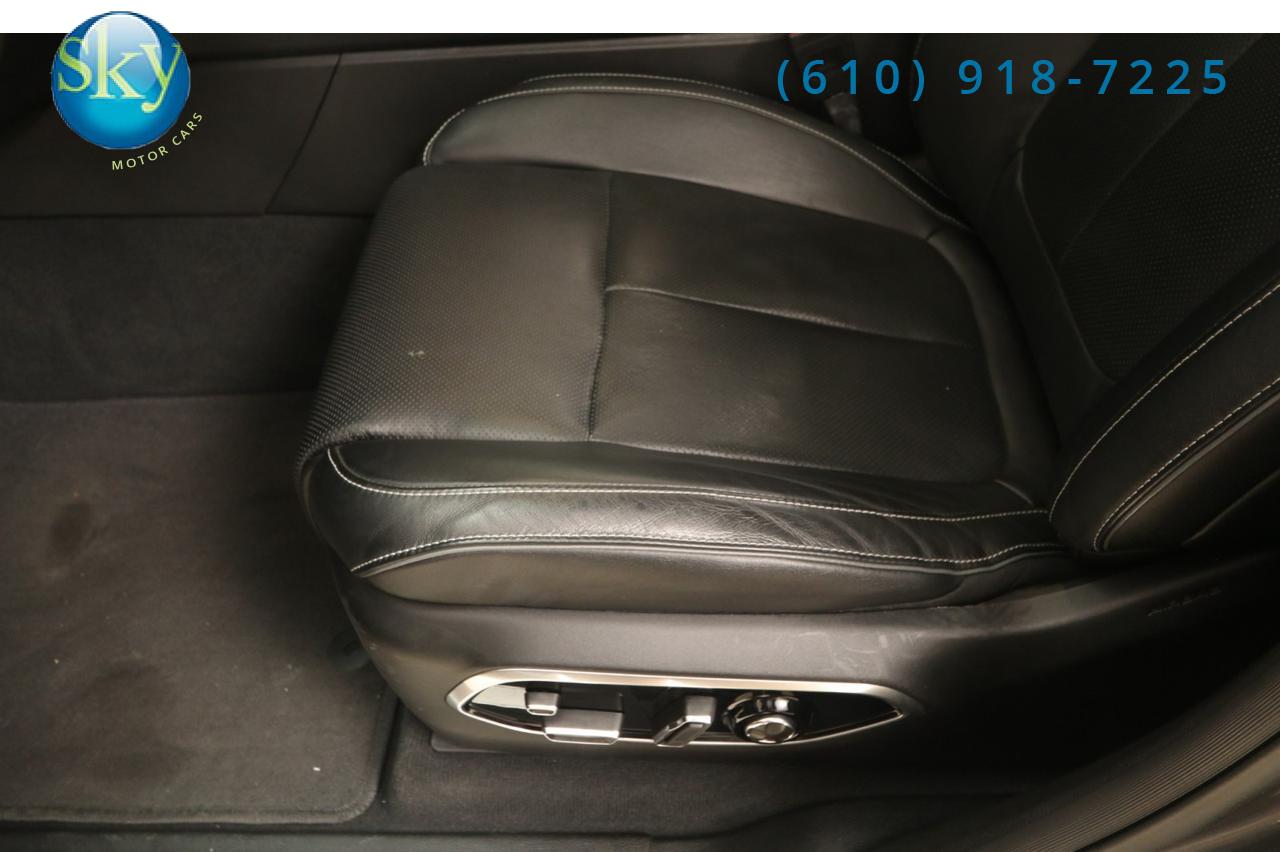 2023 Jeep Grand Cherokee 4WD Overland West Chester PA