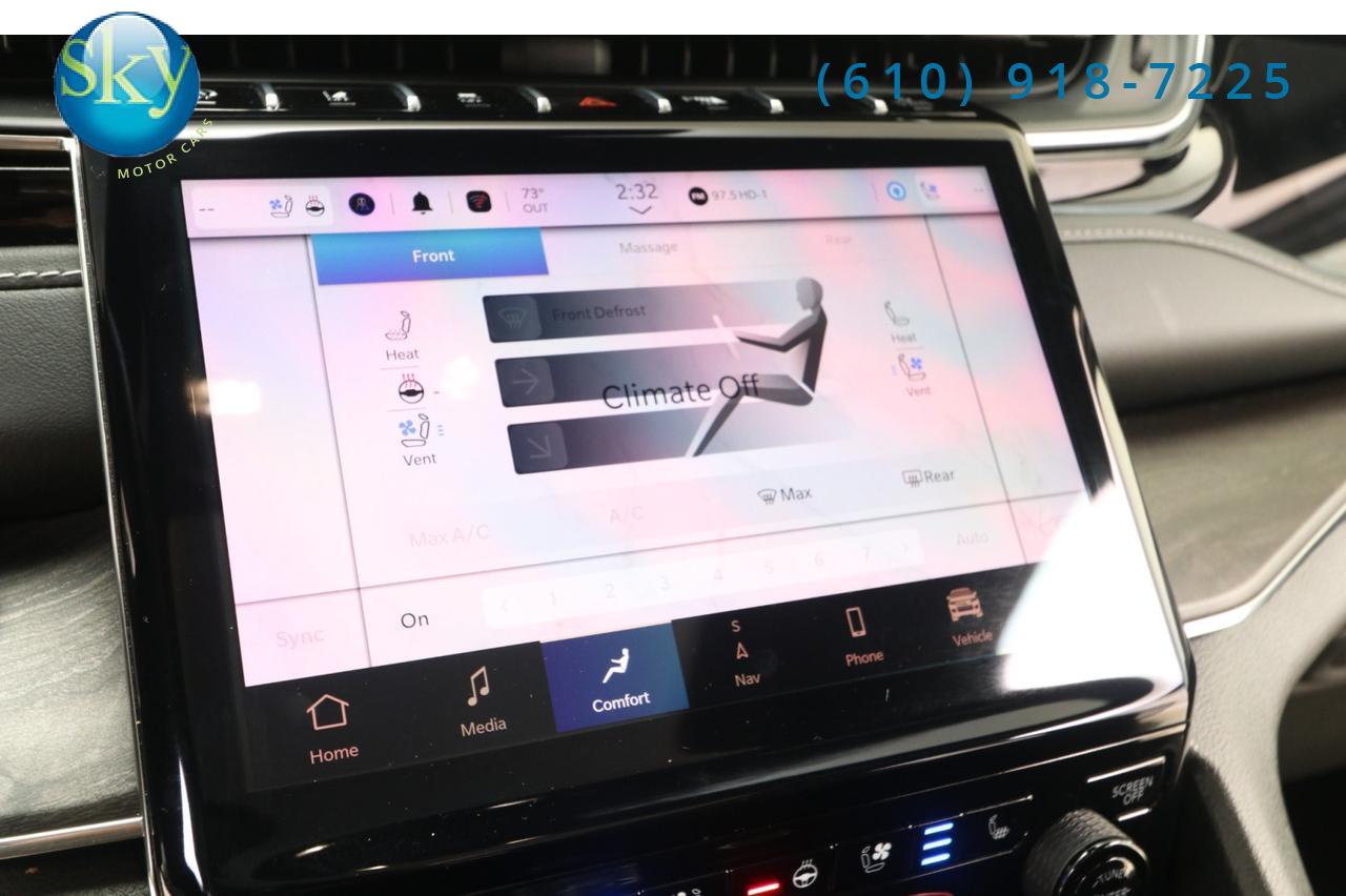 2023 Jeep Grand Cherokee 4WD Overland West Chester PA