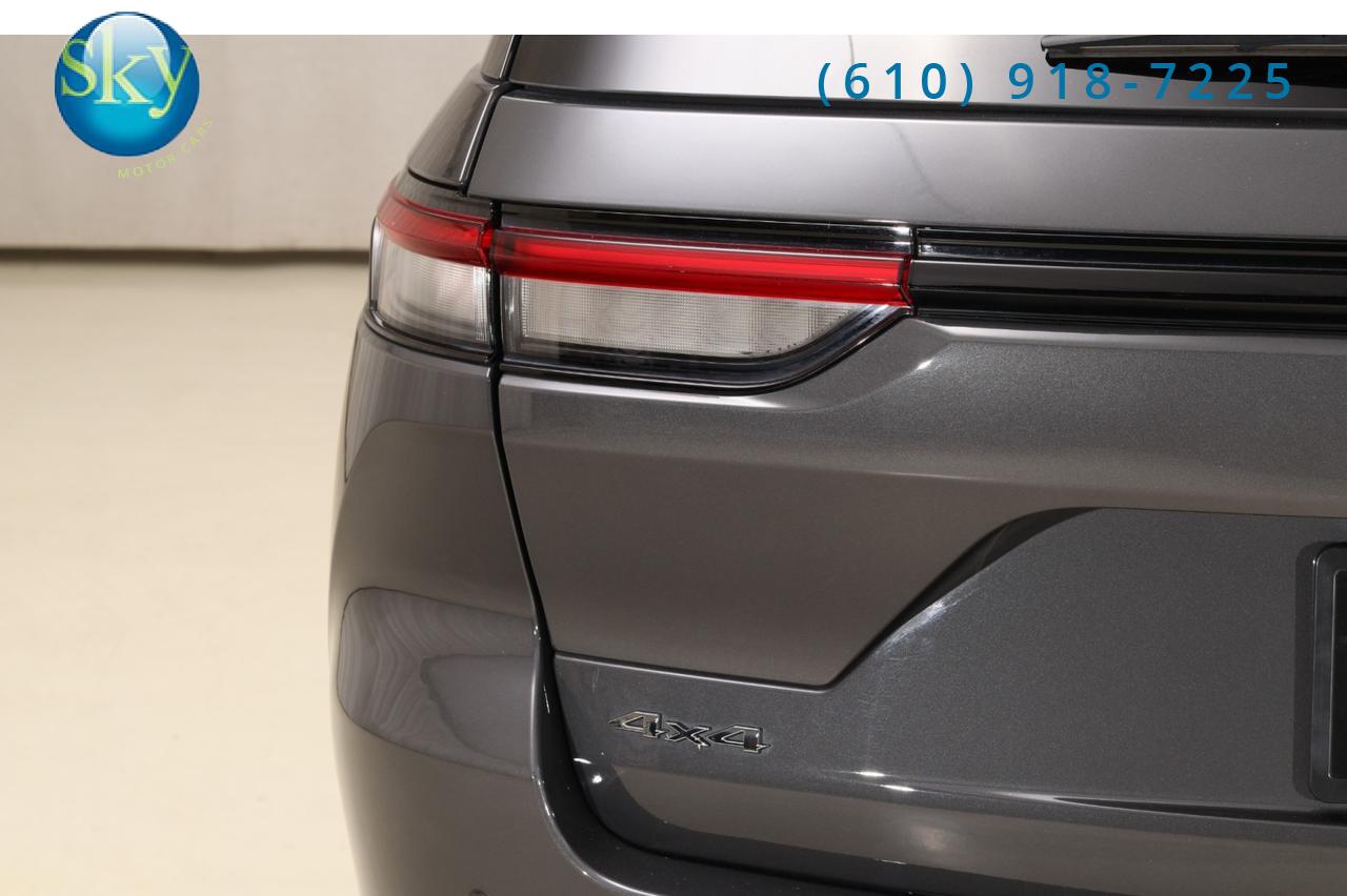 2023 Jeep Grand Cherokee 4WD Overland West Chester PA