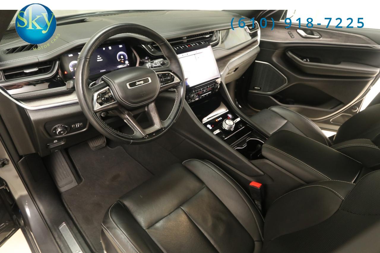 2023 Jeep Grand Cherokee 4WD Overland West Chester PA