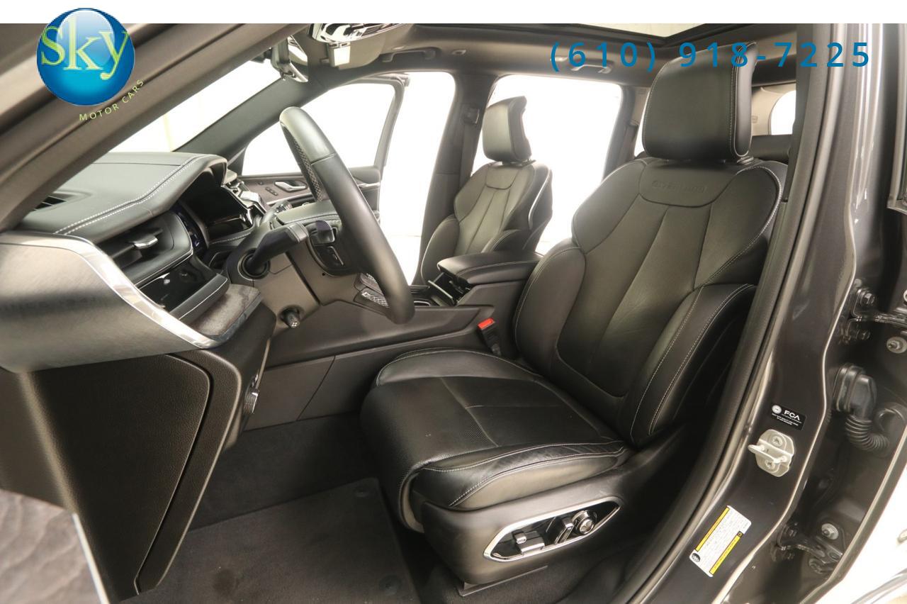 2023 Jeep Grand Cherokee 4WD Overland West Chester PA