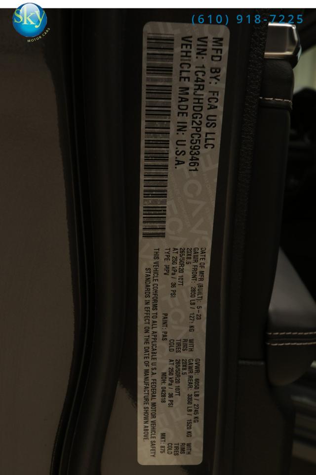 2023 Jeep Grand Cherokee 4WD Overland West Chester PA