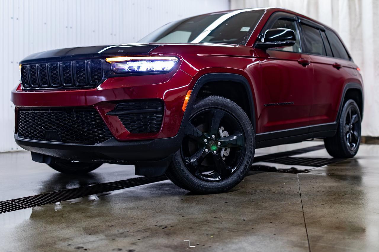 2023 Jeep Grand Cherokee 4x4 Altitude PSeat BCam Red Deer AB