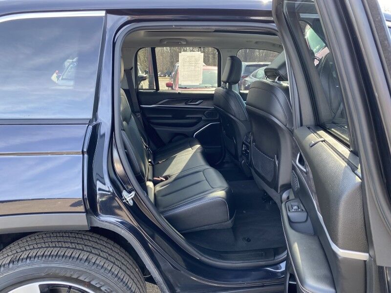 2023 Jeep Grand Cherokee 4xe Bristol  PA