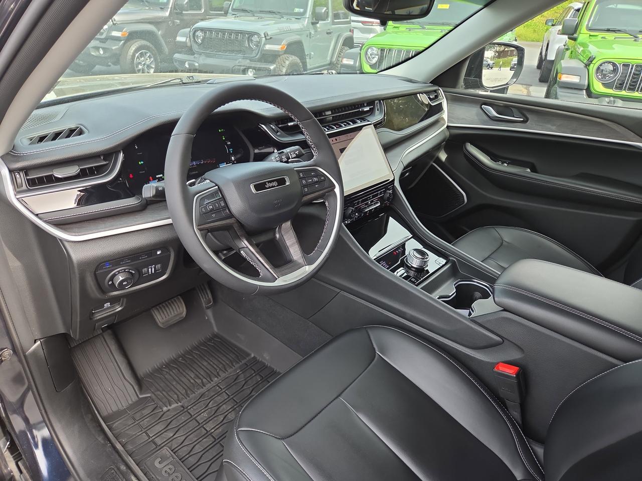 2023 Jeep Grand Cherokee 4xe Hamburg PA