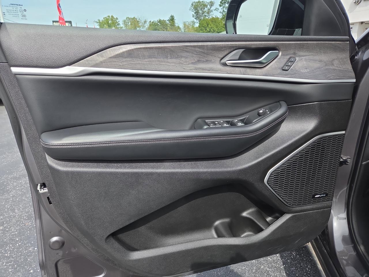 2023 Jeep Grand Cherokee 4xe Hamburg PA