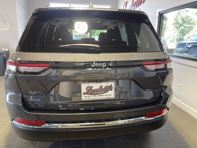 2023 Jeep Cherokee 4xe photo 6
