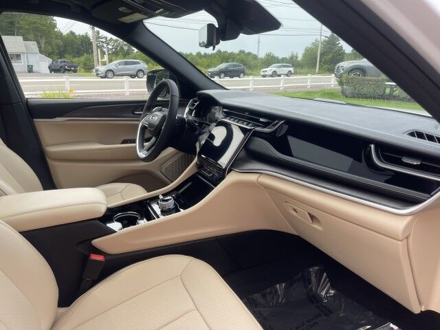2023 Jeep Grand Cherokee 4xe Marshfield MA