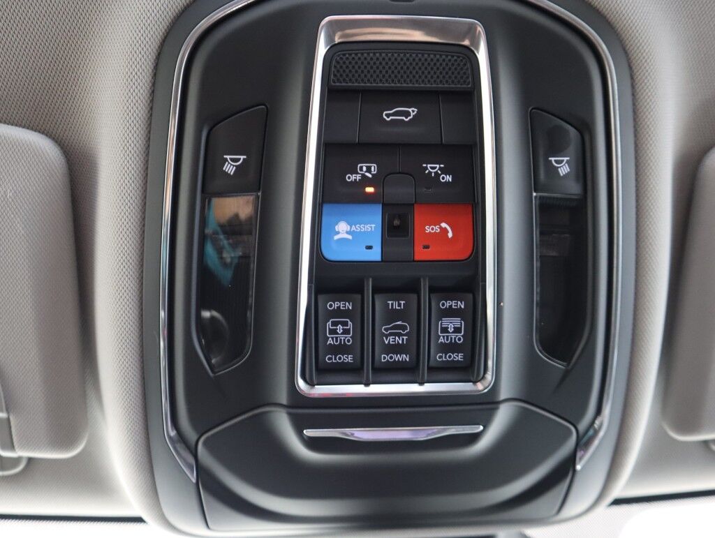2023 Jeep Grand Cherokee 4xe 30th Anniversary 4x4 w/Luxury Tech II Maumee OH