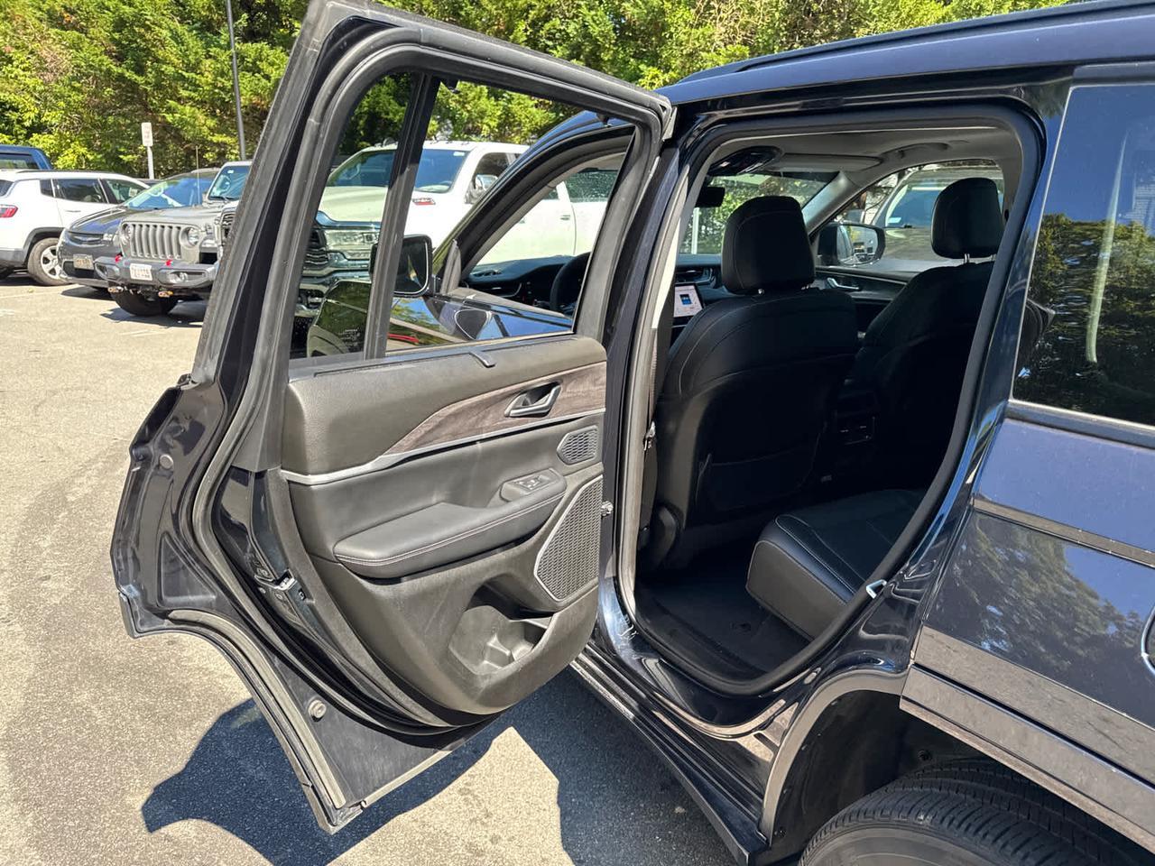 2023 Jeep Grand Cherokee 4xe 30th Anniversary Dartmouth MA