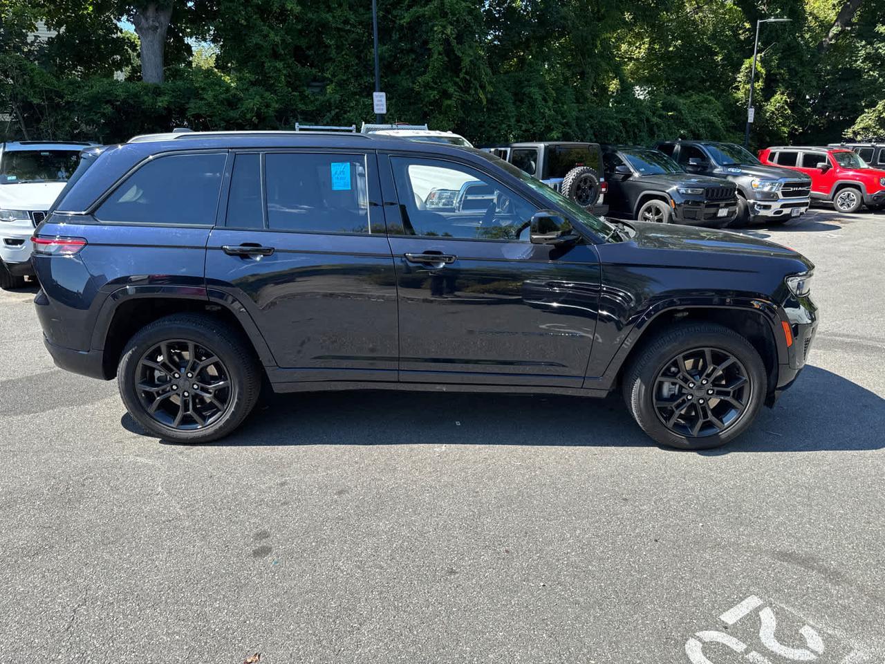 2023 Jeep Grand Cherokee 4xe 30th Anniversary Dartmouth MA