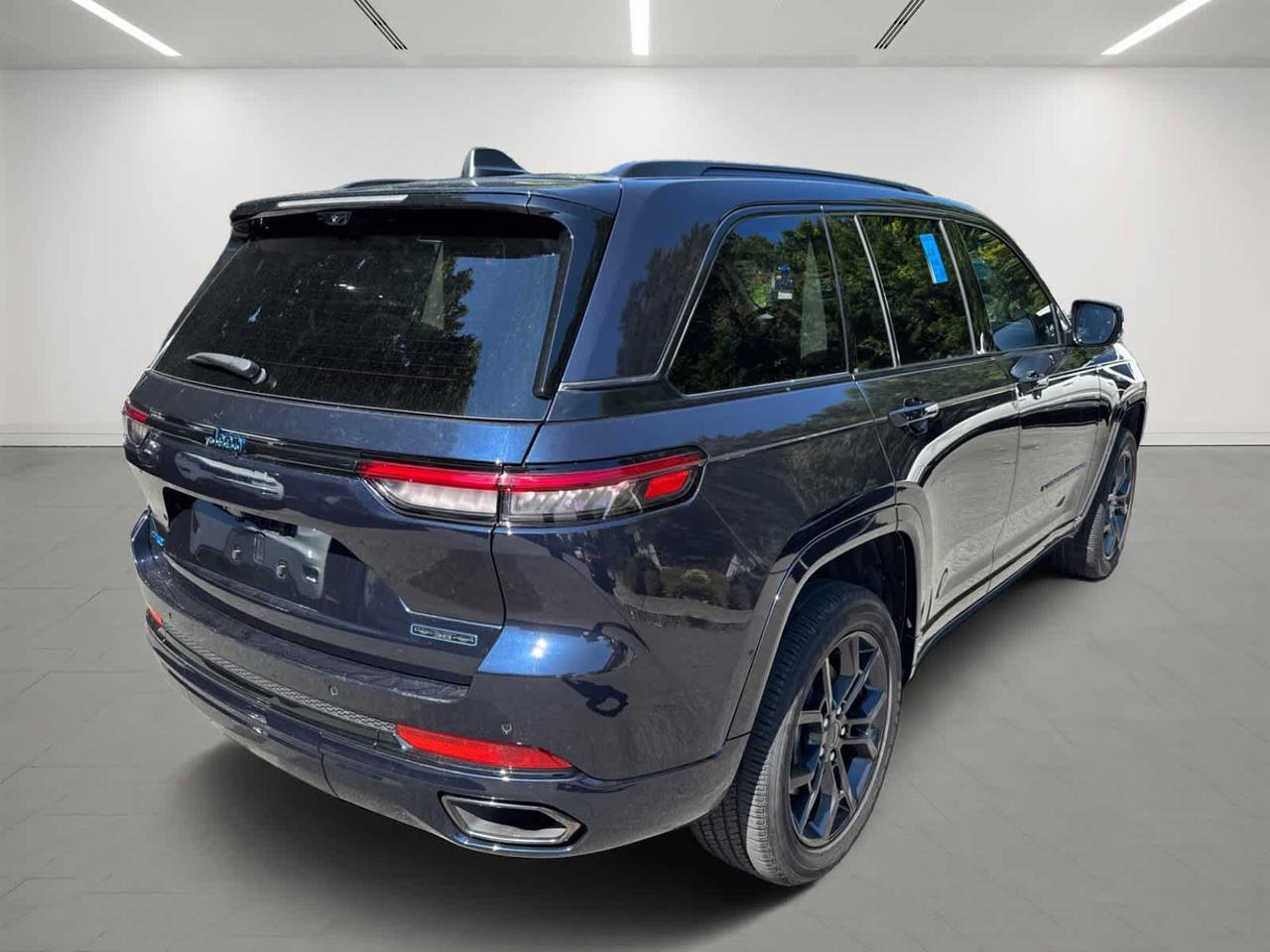 2023 Jeep Grand Cherokee 4xe 30th Anniversary Dartmouth MA
