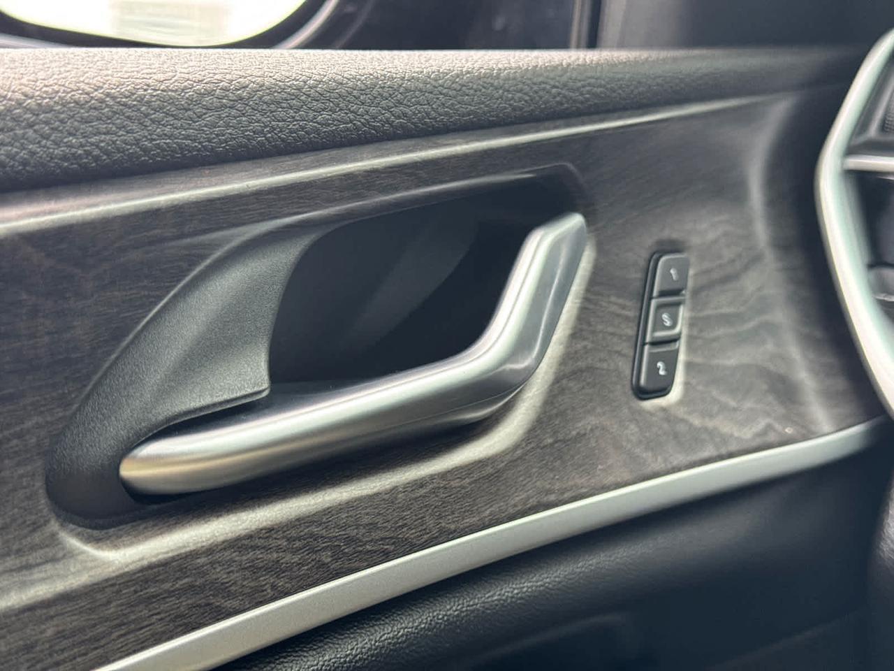 2023 Jeep Grand Cherokee 4xe 30th Anniversary Dartmouth MA