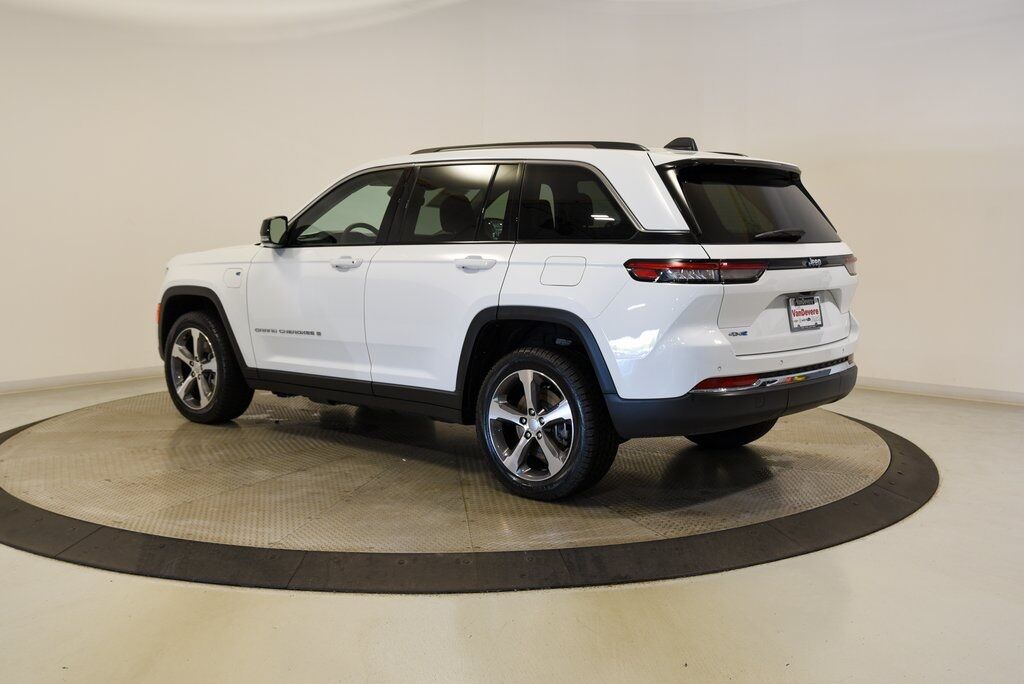 2023 Jeep Grand Cherokee 4xe Akron