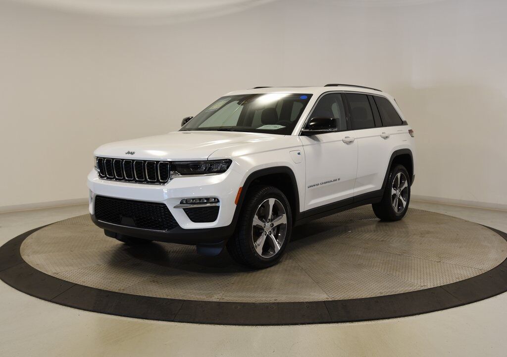 2023 Jeep Grand Cherokee 4xe Akron