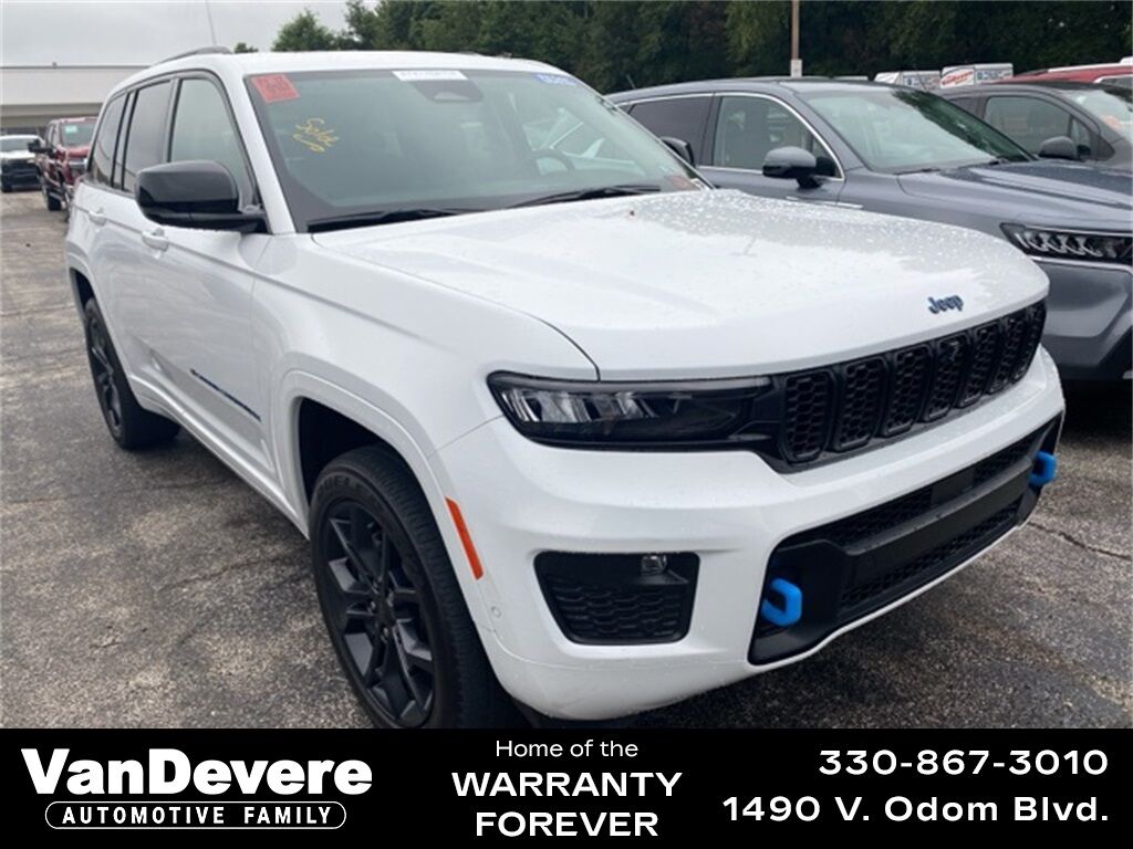 2023 Jeep Grand Cherokee 4xe Akron