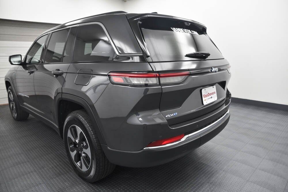 2023 Jeep Grand Cherokee 4xe Akron OH