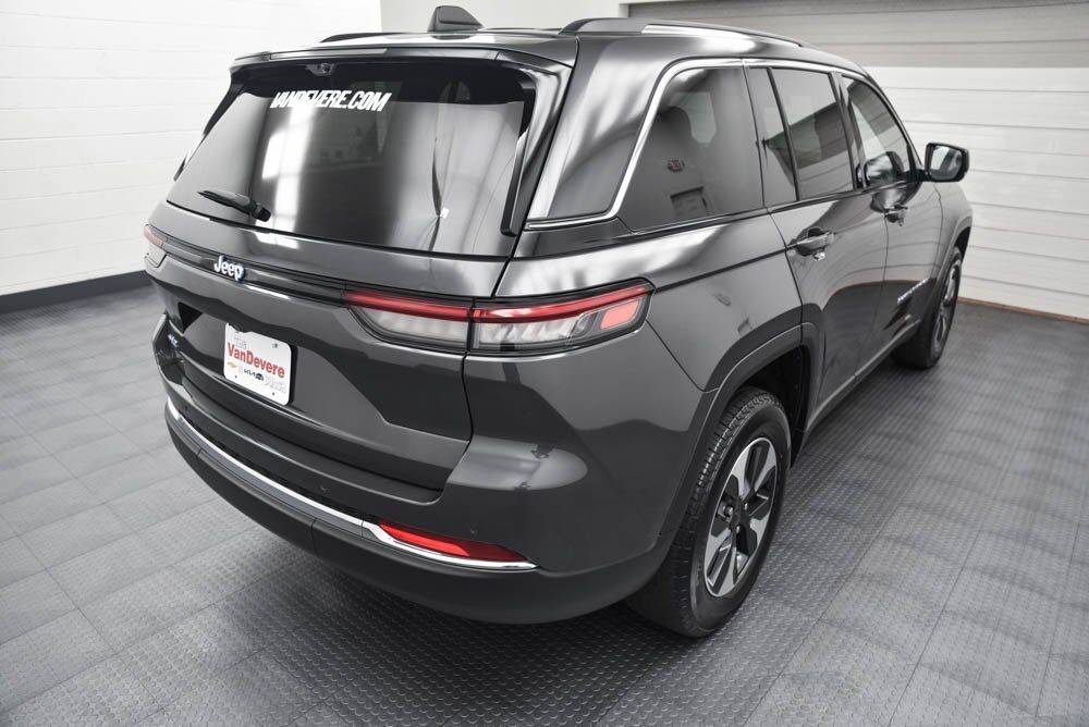 2023 Jeep Grand Cherokee 4xe Akron OH