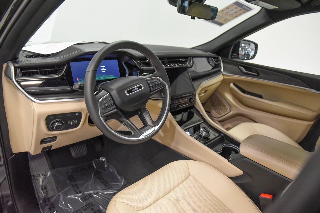 2023 Jeep Grand Cherokee 4xe Akron OH