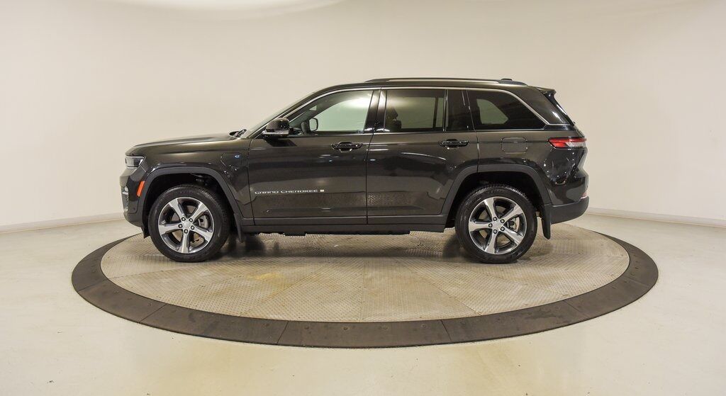 2023 Jeep Grand Cherokee 4xe Akron OH