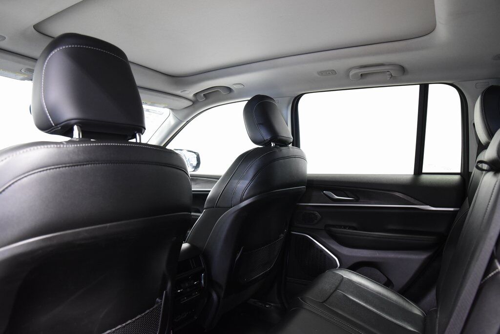 2023 Jeep Grand Cherokee 4xe Akron OH