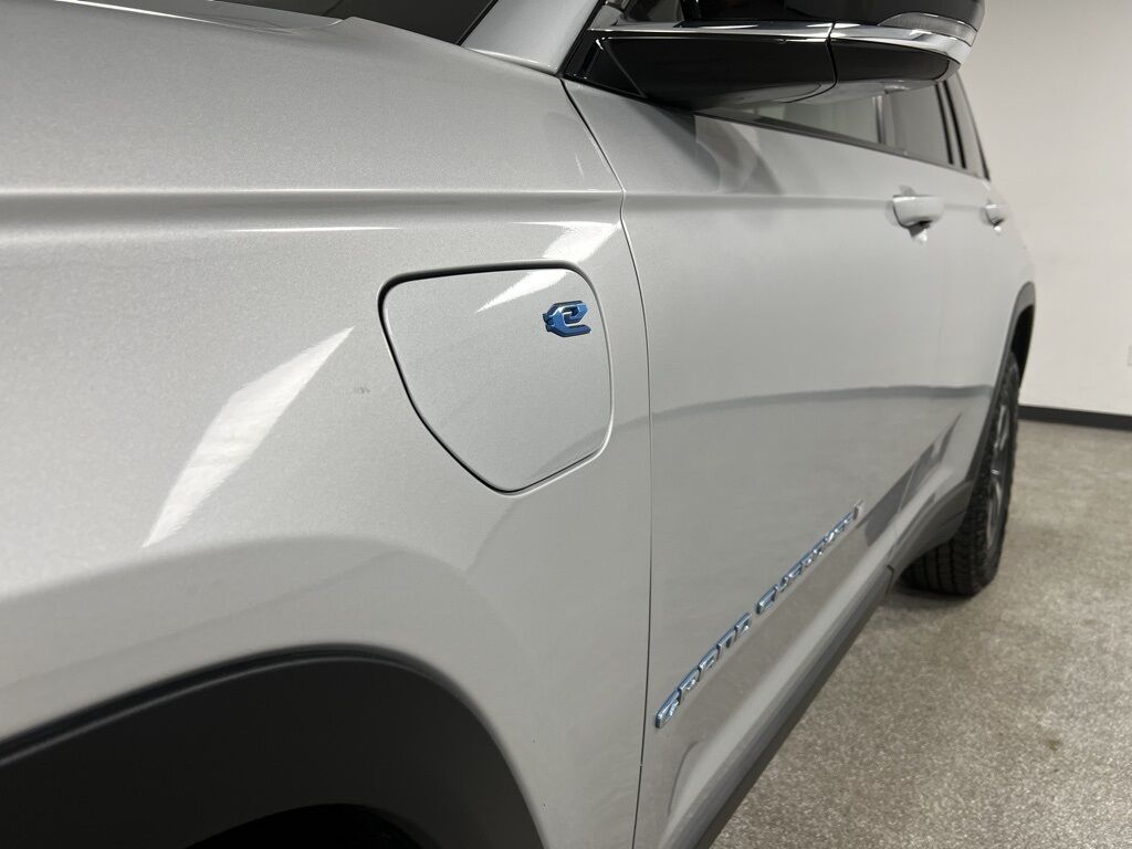2023 Jeep Grand Cherokee 4xe Highlands Ranch CO