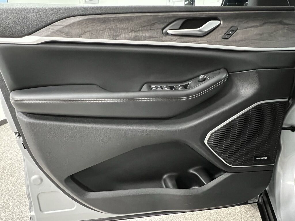 2023 Jeep Grand Cherokee 4xe Highlands Ranch CO