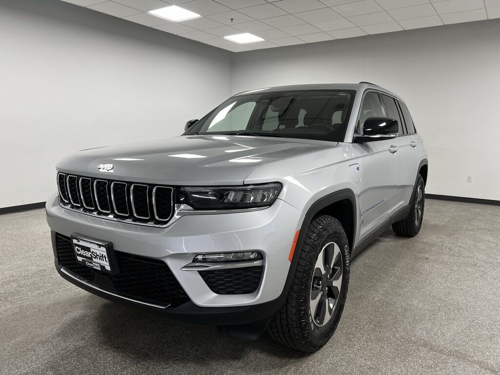 2023 Jeep Grand Cherokee 4xe Highlands Ranch CO