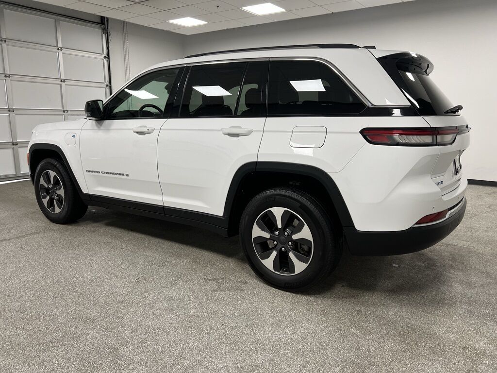 2023 Jeep Grand Cherokee 4xe Highlands Ranch CO