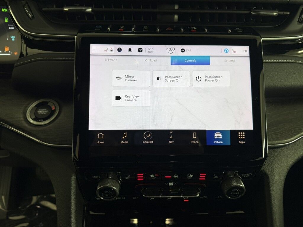 2023 Jeep Grand Cherokee 4xe Overland 4x4 w/Pass. Interactive Display Maumee OH