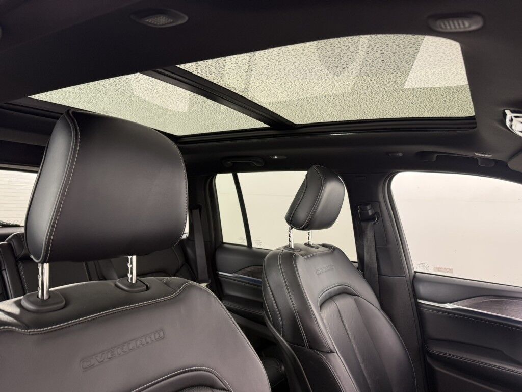 2023 Jeep Grand Cherokee 4xe Overland 4x4 w/Pass. Interactive Display Maumee OH