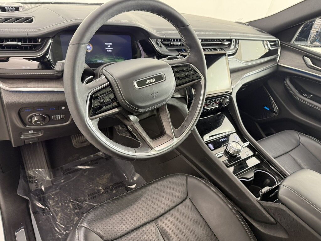 2023 Jeep Grand Cherokee 4xe Overland 4x4 w/Pass. Interactive Display Maumee OH