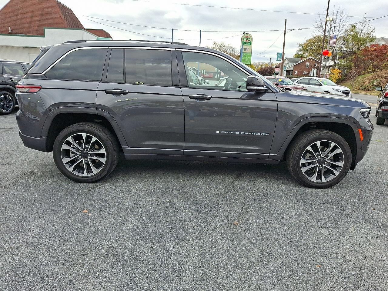 2023 Jeep Grand Cherokee 4xe Overland Allentown PA