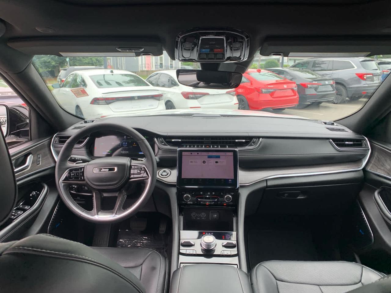 2023 Jeep Grand Cherokee 4xe Overland Dartmouth MA