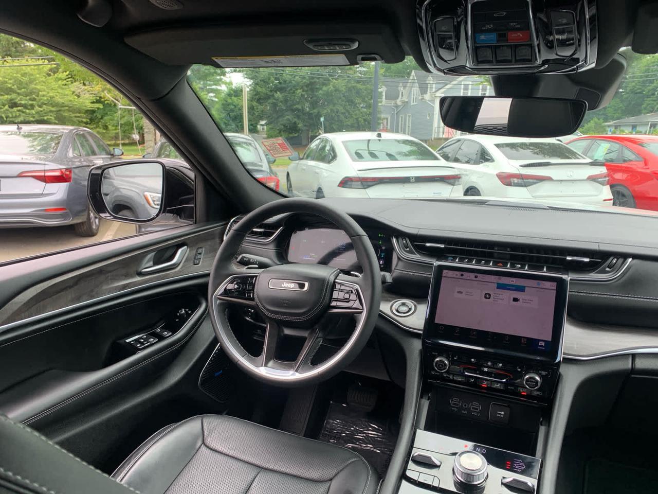 2023 Jeep Grand Cherokee 4xe Overland Dartmouth MA