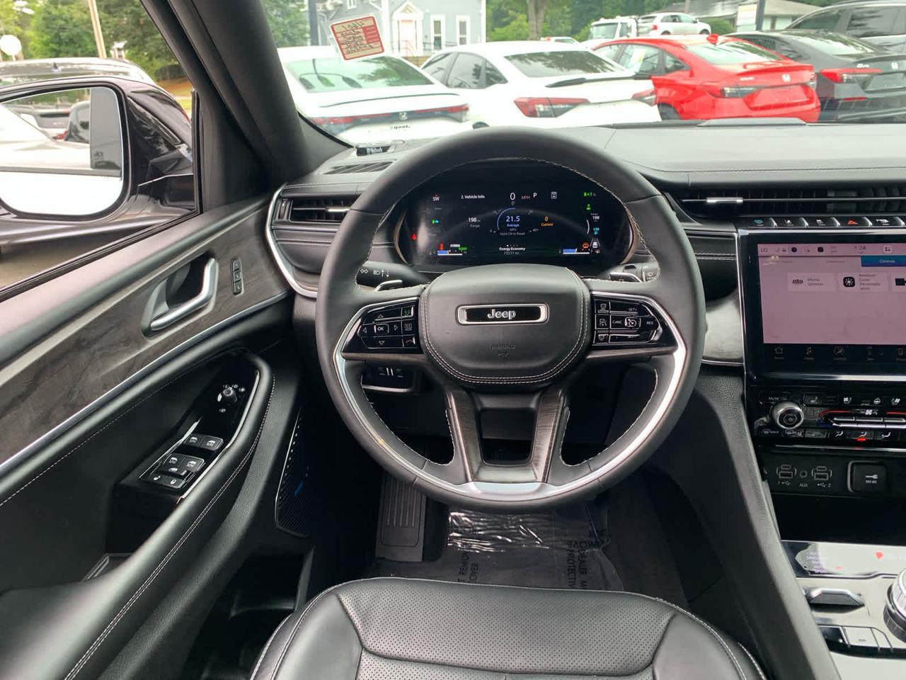 2023 Jeep Grand Cherokee 4xe Overland Dartmouth MA