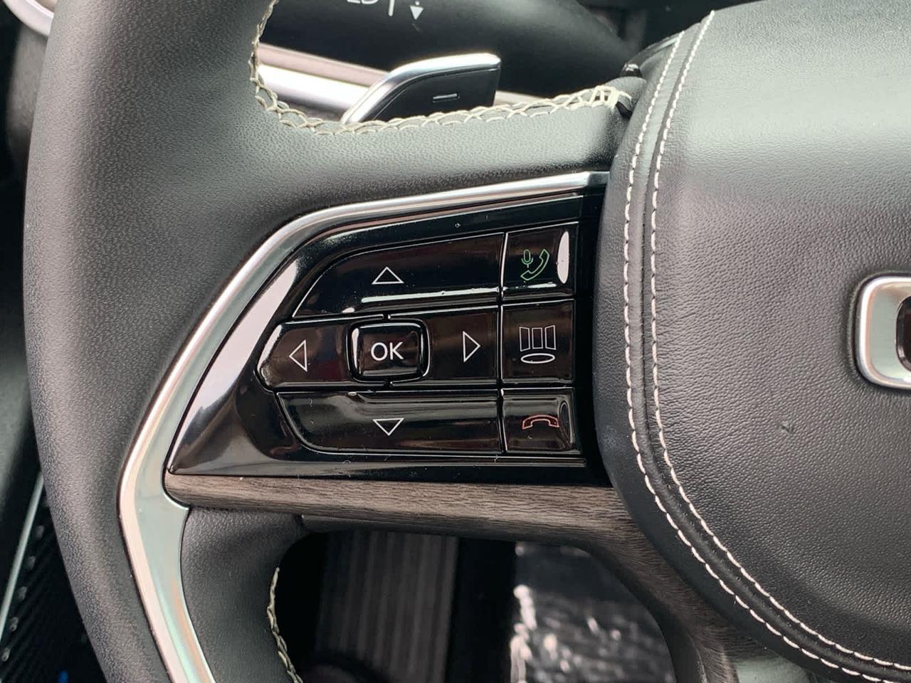 2023 Jeep Grand Cherokee 4xe Overland Dartmouth MA