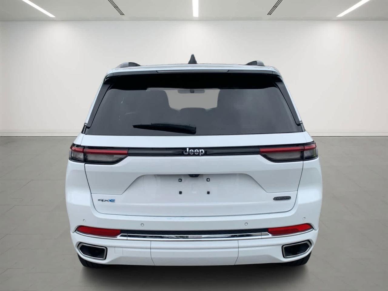 2023 Jeep Grand Cherokee 4xe Overland Dartmouth MA