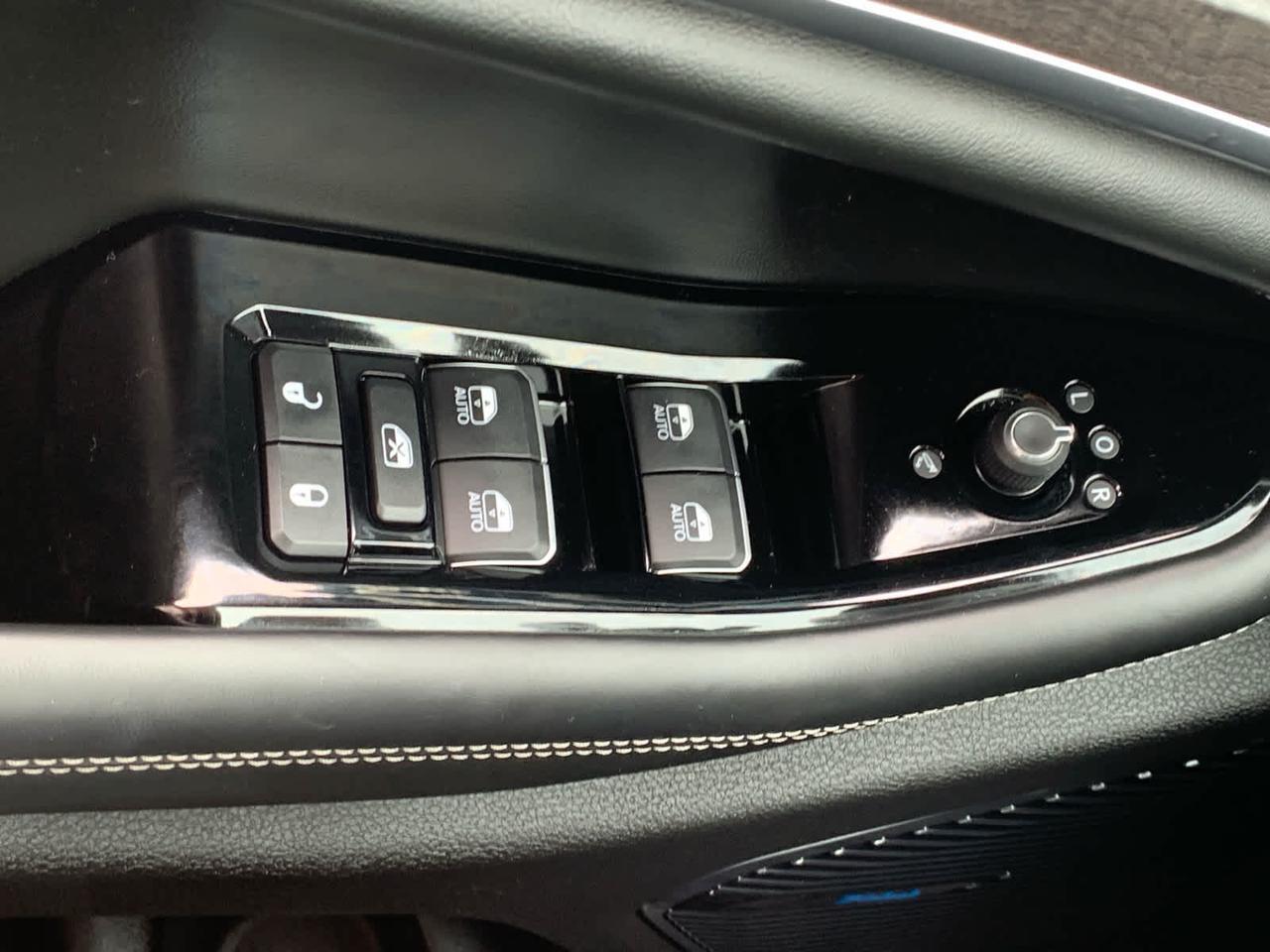 2023 Jeep Grand Cherokee 4xe Overland Dartmouth MA