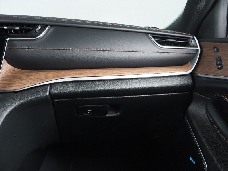 2023 Jeep Grand Cherokee 4xe Summit *ADVANCED PROTECH GROUP, HEADS-UP DISPLAY, NAVIGATION, ADAPTIVE CRUISE, SAFETY ALERTS, 360 CAMERAS, PANO MOONROOF, LEATHER, CLIMATE/MASSAGE SEATS, MCINTOSH AUDIO, ANDROID & APPLE Round Rock TX