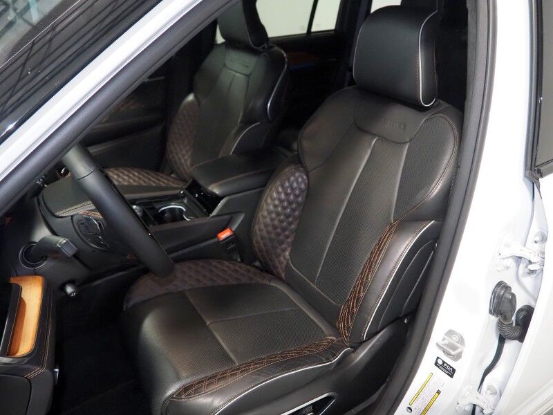2023 Jeep Grand Cherokee 4xe Summit Reserve *HEADS-UP DISPLAY, NAVIGATION, ADAPTIVE CRUISE, SAFETY ALERTS, 360 CAMERAS, PANO MOONROOF, PALERMO LEATHER, CLIMATE/MASSAGE SEATS, HTD STEERING, PSNGR DISPLAY, AUTOMATIC PARKING, MCINTOSH AUDIO, ANDROID & APPLE Round Rock TX