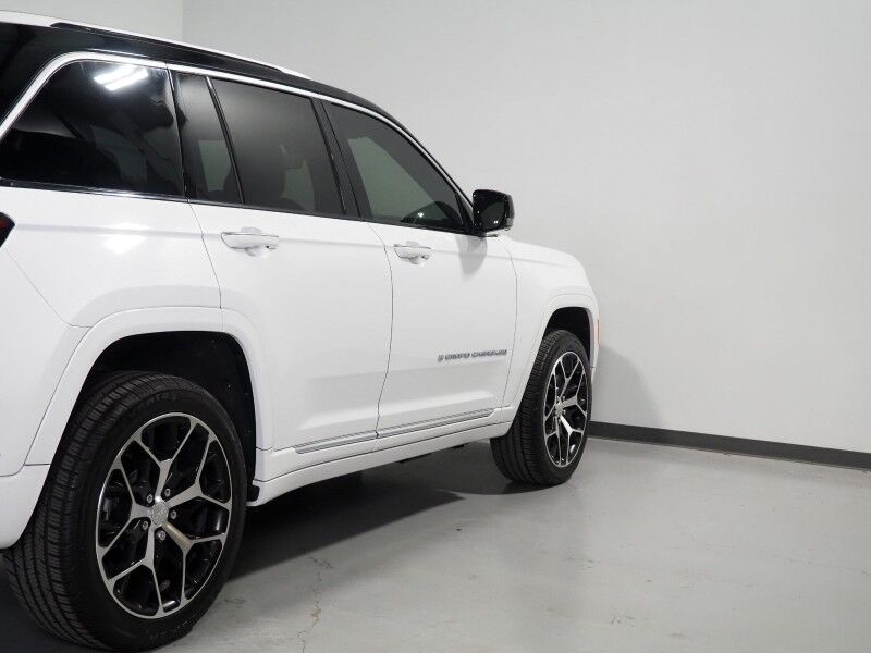2023 Jeep Grand Cherokee 4xe Summit Reserve *HEADS-UP DISPLAY, NAVIGATION, ADAPTIVE CRUISE, SAFETY ALERTS, 360 CAMERAS, PANO MOONROOF, PALERMO LEATHER, CLIMATE/MASSAGE SEATS, HTD STEERING, PSNGR DISPLAY, AUTOMATIC PARKING, MCINTOSH AUDIO, ANDROID & APPLE Round Rock TX