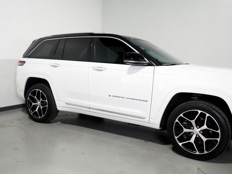2023 Jeep Grand Cherokee 4xe Summit Reserve *HEADS-UP DISPLAY, NAVIGATION, ADAPTIVE CRUISE, SAFETY ALERTS, 360 CAMERAS, PANO MOONROOF, PALERMO LEATHER, CLIMATE/MASSAGE SEATS, HTD STEERING, PSNGR DISPLAY, AUTOMATIC PARKING, MCINTOSH AUDIO, ANDROID & APPLE Round Rock TX