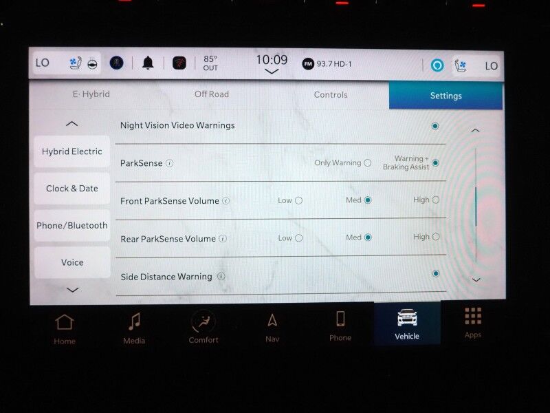 2023 Jeep Grand Cherokee 4xe Summit Reserve *HEADS-UP DISPLAY, NAVIGATION, ADAPTIVE CRUISE, SAFETY ALERTS, 360 CAMERAS, PANO MOONROOF, PALERMO LEATHER, CLIMATE/MASSAGE SEATS, HTD STEERING, PSNGR DISPLAY, AUTOMATIC PARKING, MCINTOSH AUDIO, ANDROID & APPLE Round Rock TX