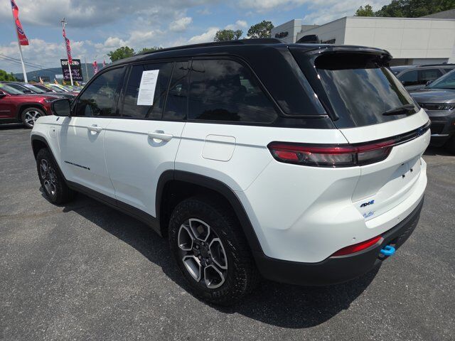 2023 Jeep Grand Cherokee 4xe Trailhawk HAMBURG PA