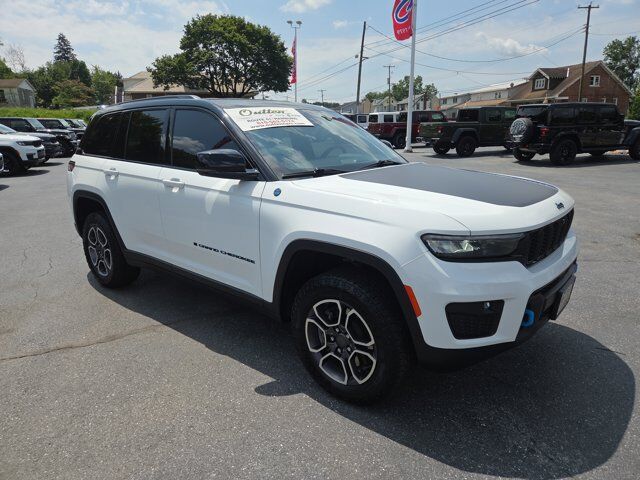 2023 Jeep Grand Cherokee 4xe Trailhawk HAMBURG PA