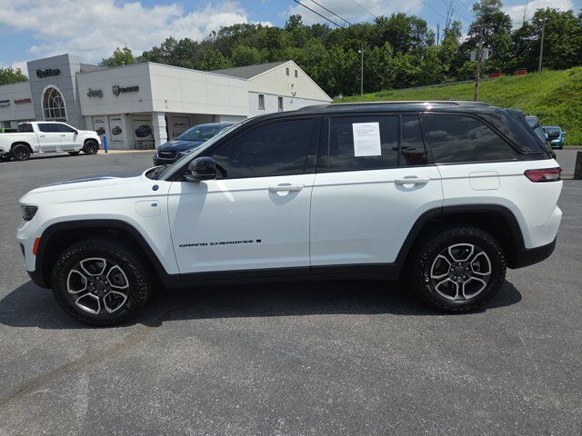 2023 Jeep Grand Cherokee 4xe Trailhawk HAMBURG PA